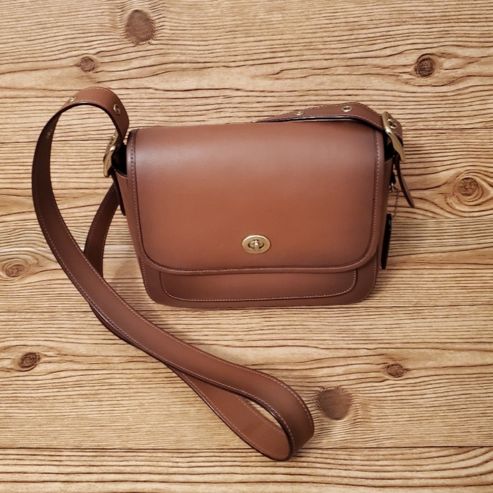 Coach Rambler Saddle